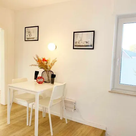 Spacious & Chic With Balcony Διαμέρισμα Ibbenbüren